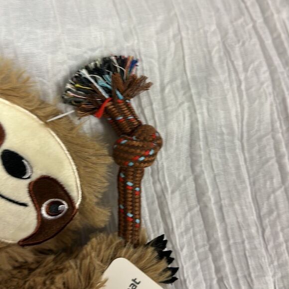 🏆HP🏆 PetShoppe Sloth Squeaker Mat Dog Toy White Brown Black White Ivory - Picture 13 of 13